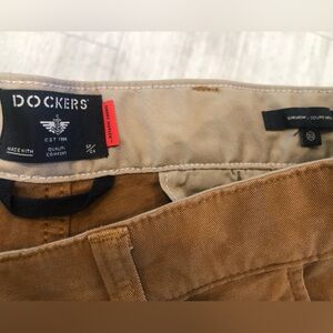 Dockers men pants size 32 straight leg worn only three times